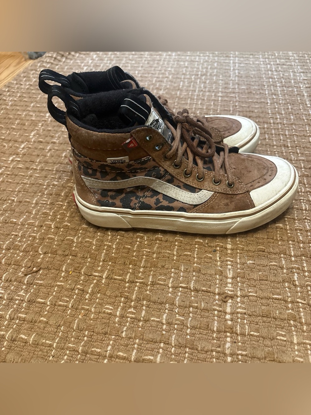 Vans MTE Sk8-Hi Leopard Print Suede